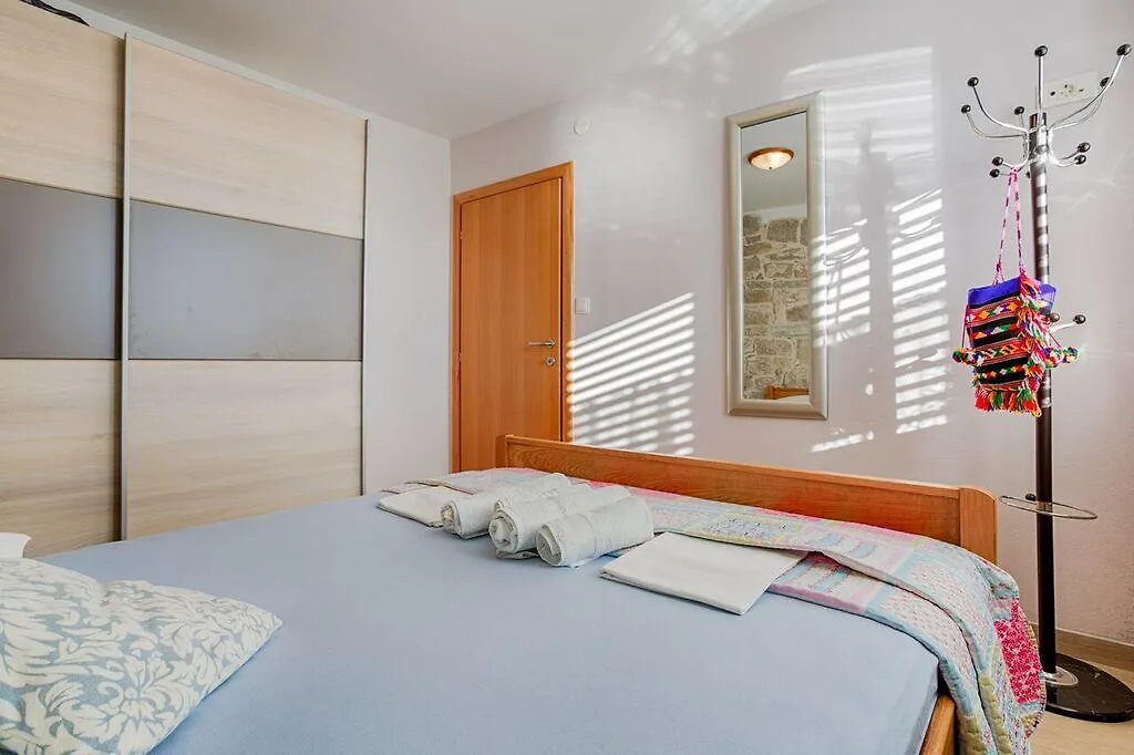 Tomo Apartment Stobrec