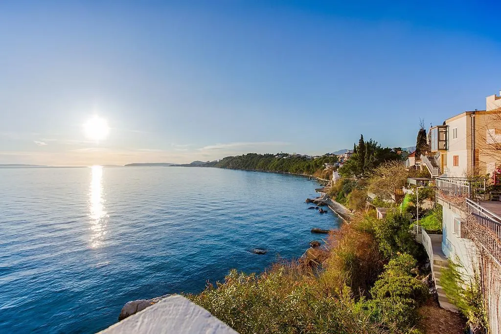Tomo Apartment Stobrec 0*, Split